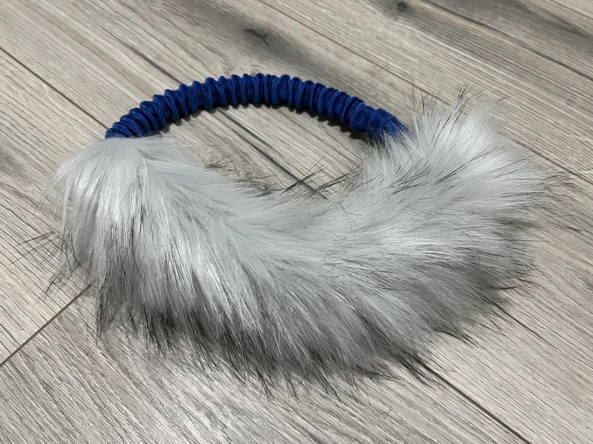 Faux Fur Loop Tug